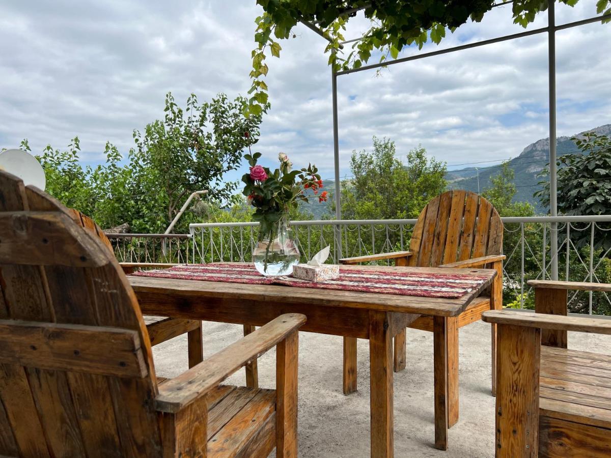 Arman Bed And Breakfast Halidzor Exterior foto